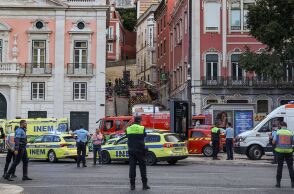 Πορτογαλία: Λεωφορείο έπεσε πάνω σε πεζούς σε στάση – Δύο νεκροί και 20 τραυματίες