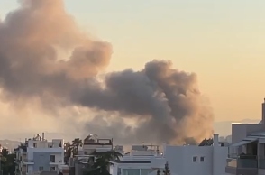 Φωτιά σε κτίριο στο Μητροπολιτικό Πάρκο Γουδή -Επιχειρούν 25 πυροσβέστες