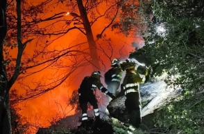 Ισπανία: Ανεξέλεγκτη η φωτιά κοντά στη Σαραγόσα - Στις 45.000 τα καμένα στρέμματα