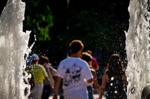 Νέο έκτακτο δελτίο από την ΕΜΥ -  Σε ποιες περιοχές θα «χτυπήσει» ο καύσωνας