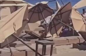 Ανεμοστρόβιλος στην παραλία Ψακούδια της Χαλκιδικής