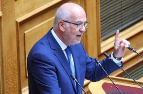 Φλωρίδης: Eπιχείρηση απαξίωσης της διαδικασίας αναθεώρησης από μια αντιπολίτευση που «αυτοδιαλύεται»