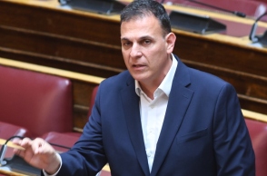 Ο Γιώργος Καραμέρος προσχώρησε στην ΕΛΑΣ του Αλέξη Τσίπρα – Η ανακοίνωση από το πλοίο