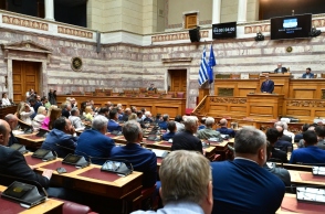 Το απόγευμα η πρώτη ψηφοφορία της προαναθεωρητικής Βουλής για 33 άρθρα