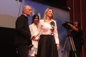 Η Καρυστιανού προαναγγέλλει τη διαγραφή του Αυγερινού από την Ελπίδα για τη Δημοκρατία