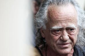 Νίκος Καλογερόπουλος: Η τελευταία του τηλεοπτική εμφάνιση - Όταν άγνωστοι βανδάλισαν το «Τρενοτεχνείο» του