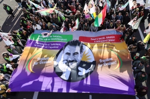 Σε πορεία διάλυσης το PKK, καταγγέλλει τα «λάθη» στο νομοσχέδιο για το μέλλον των μαχητών του	