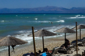 Καιρός: Έως 5 μποφόρ οι άνεμοι στην Αττική, έως 38 βαθμούς η θερμοκρασία στη χώρα