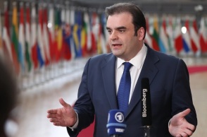 Πιερρακάκης: Ελαφρύνσεις, πρώτη κατοικία και νέες επενδύσεις - Το τριπλό σχέδιο για την οικονομία