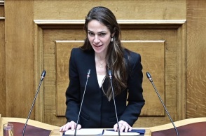 Δόμνα Μιχαηλίδου: Με τον Προσωπικό Βοηθό αλλάζουμε σελίδα στην κοινωνική πολιτική	