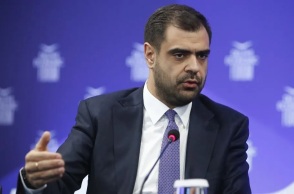 Παύλος Μαρινάκης: Το ΠΑΣΟΚ διυλίζει τον Στουρνάρα, αλλά καταπίνει την Ακρίτα