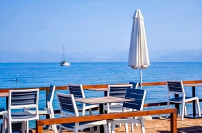 Καιρός αύριο: Η θερμοκρασία θα φτάσει μέχρι τους 36 βαθμούς - Άνεμοι έως 6 μποφόρ