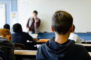 Βρετανία: Αγόρια αρνούνται να ακούσουν γυναίκες καθηγήτριες