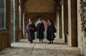 Το HBΟ κυκλοφόρησε το νέο τρέιλερ της σειράς «Harry Potter» με τον Ντόμινικ ΜακΛάφλιν