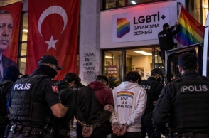Τουρκία: Εκστρατεία κατά της ΛΟΑΤΚΙ+ κοινότητας με νέες συλλήψεις διαδηλωτών