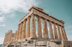 Allianz: Άλμα 20,1% στον καθαρό χρηματοοικονομικό πλούτο των Ελλήνων το 2025