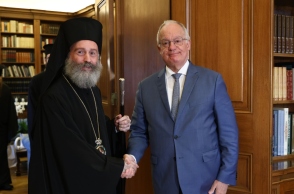Συνάντηση ΚωνσταντίνουΤασούλα με τον Αρχιεπίσκοπο Αυστραλίας