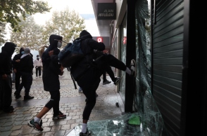 Βέλγιο: Απαγόρευση συναθροίσεων άνω των τριών ατόμων στη Λιέγη λόγω διαδηλώσεων και ταραχών