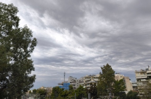 Καιρός αύριο: Λιακάδα με λίγη συννεφιά – Στους 24 βαθμούς η θερμοκρασία