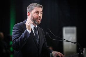 Ανδρουλάκης για Τσίπρα: «Απολύτως ψευδές ότι έβγαλε τη χώρα από τα μνημόνια»