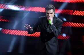 Τα επεισόδια στο Μιλάνο διχάζουν την ιταλική ραπ σκηνή: Φέντεζ κατά Μαρακάς και Γκάλι