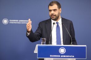 Μαρινάκης σε Τσίπρα: «Ας του φρεσκάρουμε λίγο τη μνήμη»