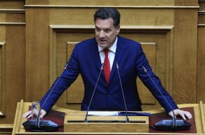 Γεωργιάδης για ψυχολόγους: «Κανείς δεν χάνει τα επαγγελματικά του δικαιώματα»