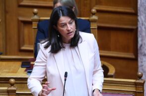 Κεραμέως: «Δεν προκύπτει εντολή κλεισίματος της Pizza Fan – Θα στηρίξουμε τους εργαζομένους»