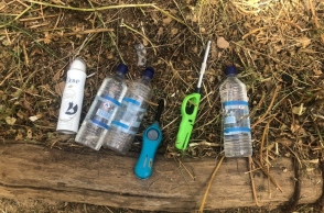 μπουκαλια, δασος