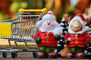 Την παραμονή Πρωτοχρονιάς σούπερ μάρκετ και καταστήματα κλείνουν στις 20:00