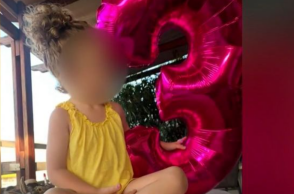 Τραγικό παιχνίδι της μοίρας για μια 7χρονη στην Καλλιθέα, η οποία πέρασε μέσα από τη τζαμαρία και έχασε τη ζωή της