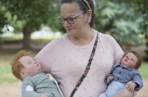 Βραζιλία: Η τρέλα για κούκλες που μοιάζουν με πραγματικά μωρά γίνεται αντικείμενο πολιτικού debate