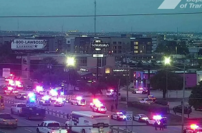 Ελεύθερος σκοπευτής άνοιξε πυρ σε εγκαταστάσεις της ICE στο Ντάλας- Τουλάχιστον 3 τραυματίες