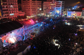 Πατρινό καρναβάλι 2026: Λαμπερή τελετή έναρξης – Πλήθος κόσμου βγήκε στους δρόμους