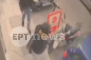 Άγιος Παντελεήμονας: Δύο συλλήψεις ανηλίκων για την επίθεση με μαχαίρι σε 17χρονο - Βίντεο ντοκουμέντο