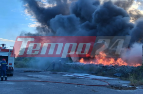 Φωτιά σε χώρο πρώην εργοστασίου στην Πάτρα - Καίγονται ελαστικά