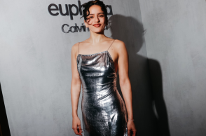 Η Ροζαλία μόλις μας έδειξε τα beauty trends του φθινοπώρου