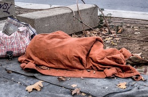 Μυστήριο με το θάνατο άστεγου σε ταχυφαγείο στο Μοναστηράκι -Τι υποστηρίζουν οι εργαζόμενοι