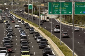 Η εθνική οδός Αθηνών-Κορίνθου	 