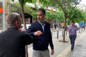 Κώστας Μπακογιάννης στην αγορά των Αμπελοκήπων