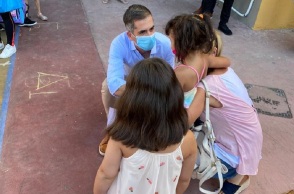 Επίσκεψη Μπακογιάννη σε δημοτικό σχολείο της Αθήνας