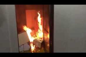 Ένταση στο λιμάνι - Φωτιά στα γραφεία της ANEK!