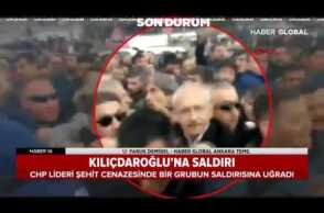 Kılıçdaroğlu'na Saldırı Anı - Ankara Çubuk'ta CHP Lideri Kemal Kılıçdaroğlu'na Çirkin Saldırı