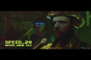 Never Grow Old - Speed_28 ft. Makis Papadimitriou (Official Music Video) [8 bit version 2020]