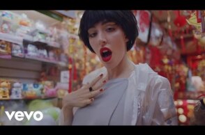 Chairlift - Romeo (Video)