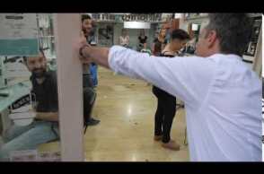 Η ατάκα του Μητσοτάκη σε κουρείο: “Δεν πιστεύω να τα παίρνετε ΣΥΡΙΖΑ”