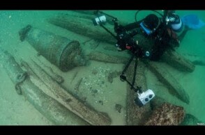 Portuguese 400 year old shipwreck found by divers, found near Cascais,