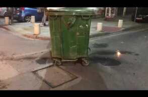 Thestival.gr Φωτιά σε κάδους