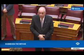 Ορκίστηκε βουλευτής ο Τ. Κουίκ