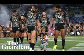 Quaden Bayles, Australian boy bullied for dwarfism, leads out rugby league team